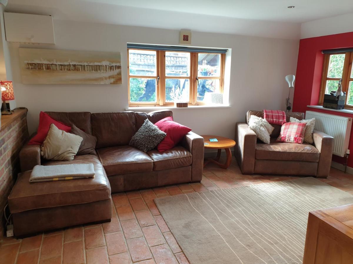 Upper Beeding Delightful Cottage On The River Adur Close To Brighton & The Downs No Dogs Sorry מראה חיצוני תמונה
