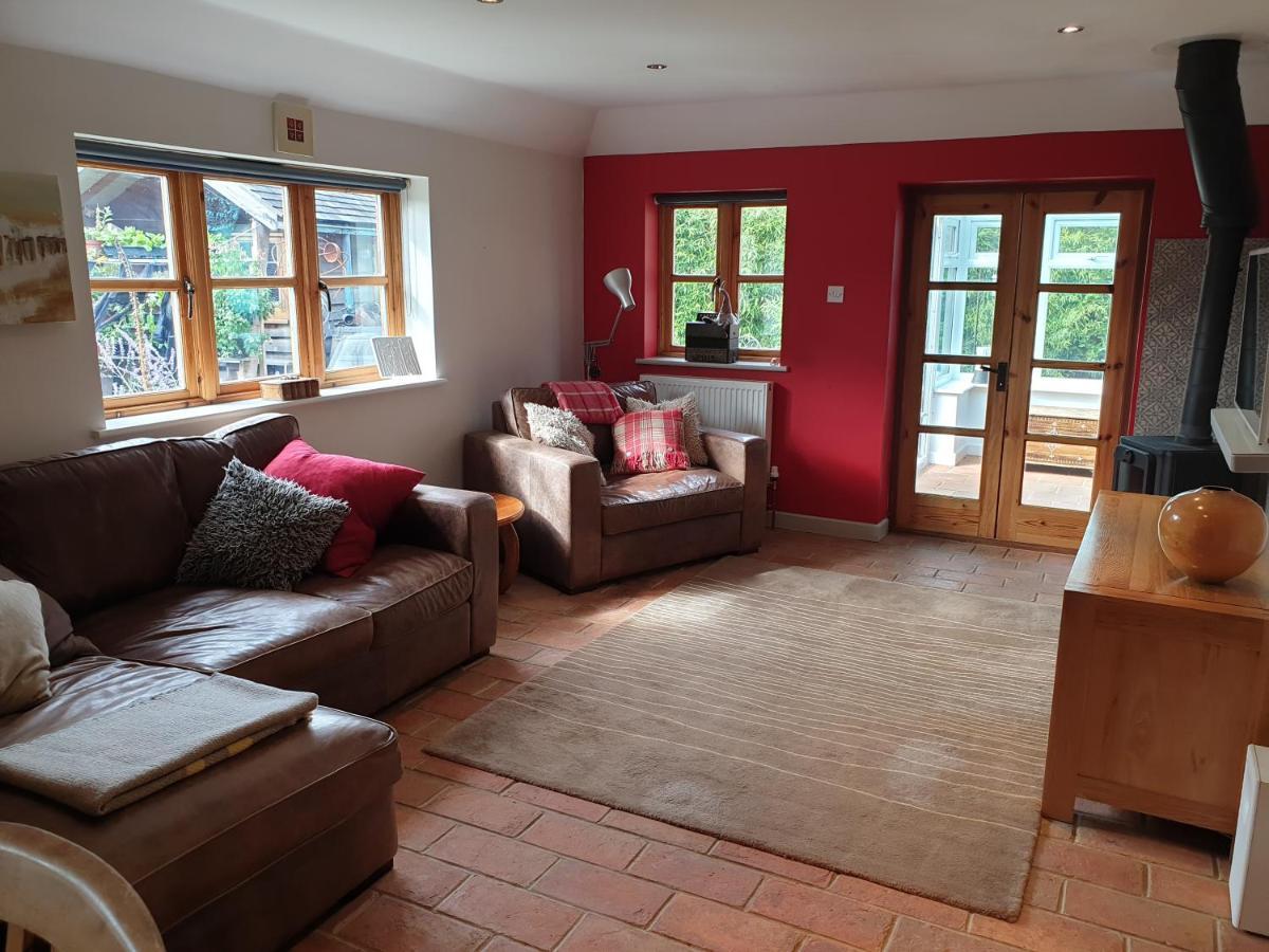 Upper Beeding Delightful Cottage On The River Adur Close To Brighton & The Downs No Dogs Sorry מראה חיצוני תמונה