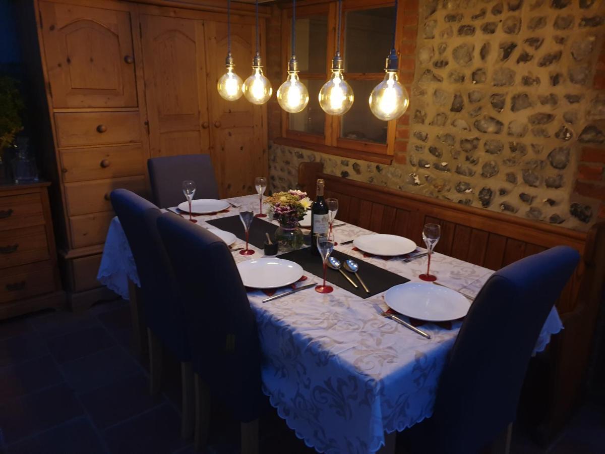 Upper Beeding Delightful Cottage On The River Adur Close To Brighton & The Downs No Dogs Sorry מראה חיצוני תמונה